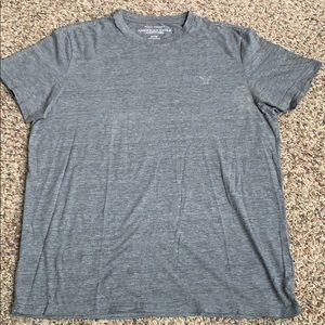 American Eagle men’s athletic t-shirt